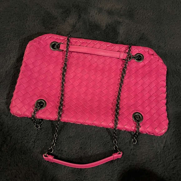 Bottega Veneta Handbag - Picture 2 of 5